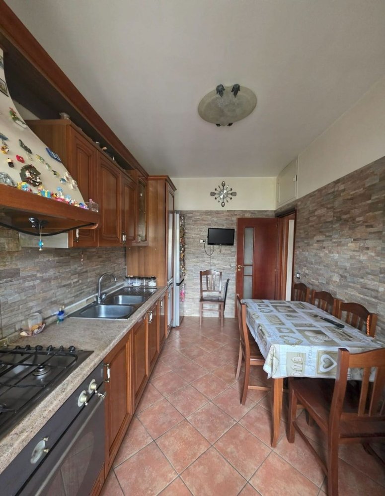 2 rooms Apartment in Naples, Italy No. 295694
