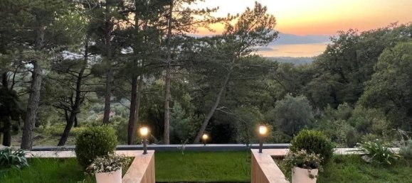 4 bedrooms Commercial property in Tivat, Montenegro No. 20 5