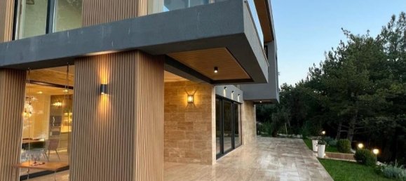 4 bedrooms Commercial property in Tivat, Montenegro No. 20 14