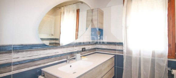 5-Zimmer Haus in Vazzola, Italy, Nr. 292539 5