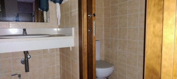 52m² Commercial property in Gijon, Spain No. 137410 12