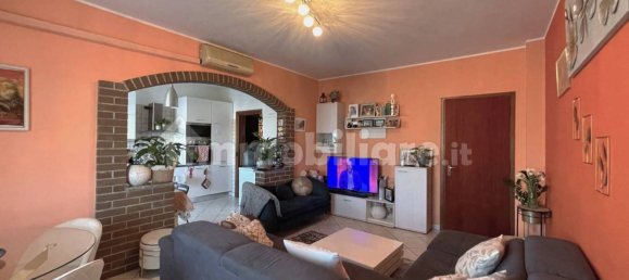 3 bedrooms Apartment in Romentino, Italy No. 47139 2