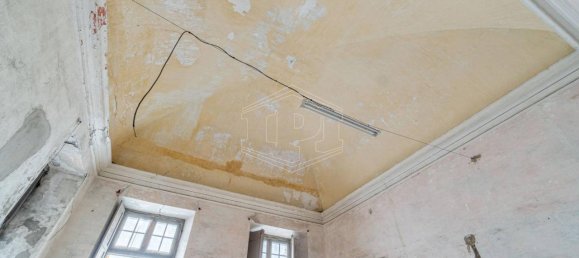 Здание с 65 комнатами в Генуя, Италия № 22350 16