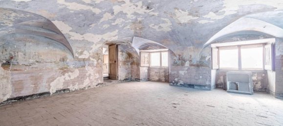 Здание с 65 комнатами в Генуя, Италия № 22350 44