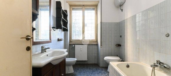 4 chambres Appartement à Rome, Italy No. 54416 24