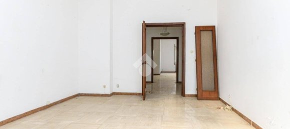 4 chambres Appartement à Rome, Italy No. 54416 8