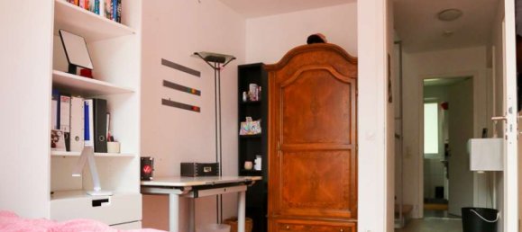 4 bedrooms Townhouse in Bergisch Gladbach, Germany No. 271621 22