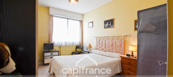 1 bedroom Apartment in Rochefort, France No. 359817 8