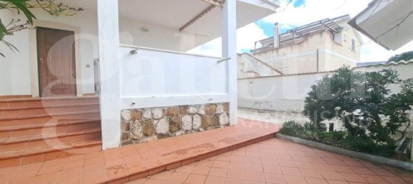 Villa de 8 divisões em Ardea, Italy N.º 37006 14