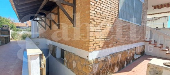 Villa de 8 divisões em Ardea, Italy N.º 37006 12