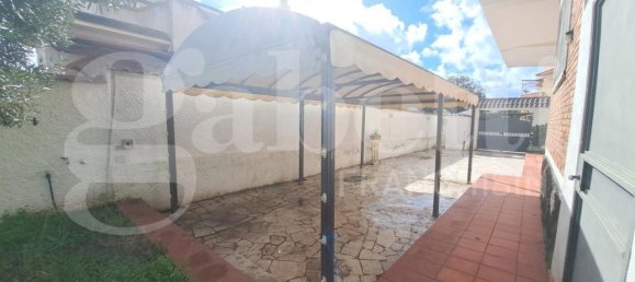 Villa de 8 divisões em Ardea, Italy N.º 37006 9