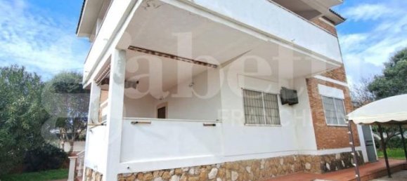 Villa de 8 divisões em Ardea, Italy N.º 37006 2