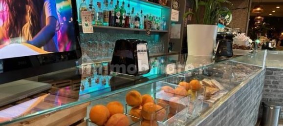 2 rooms Commercial property in Milan, Italy No. 239761 4