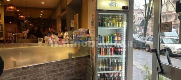 2 rooms Commercial property in Milan, Italy No. 239761 6