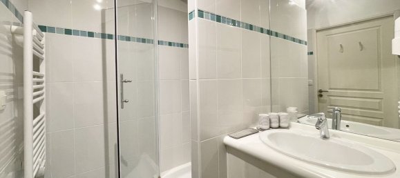 Квартира с 3 спальнями в Ивелин, Франция № 175535 16