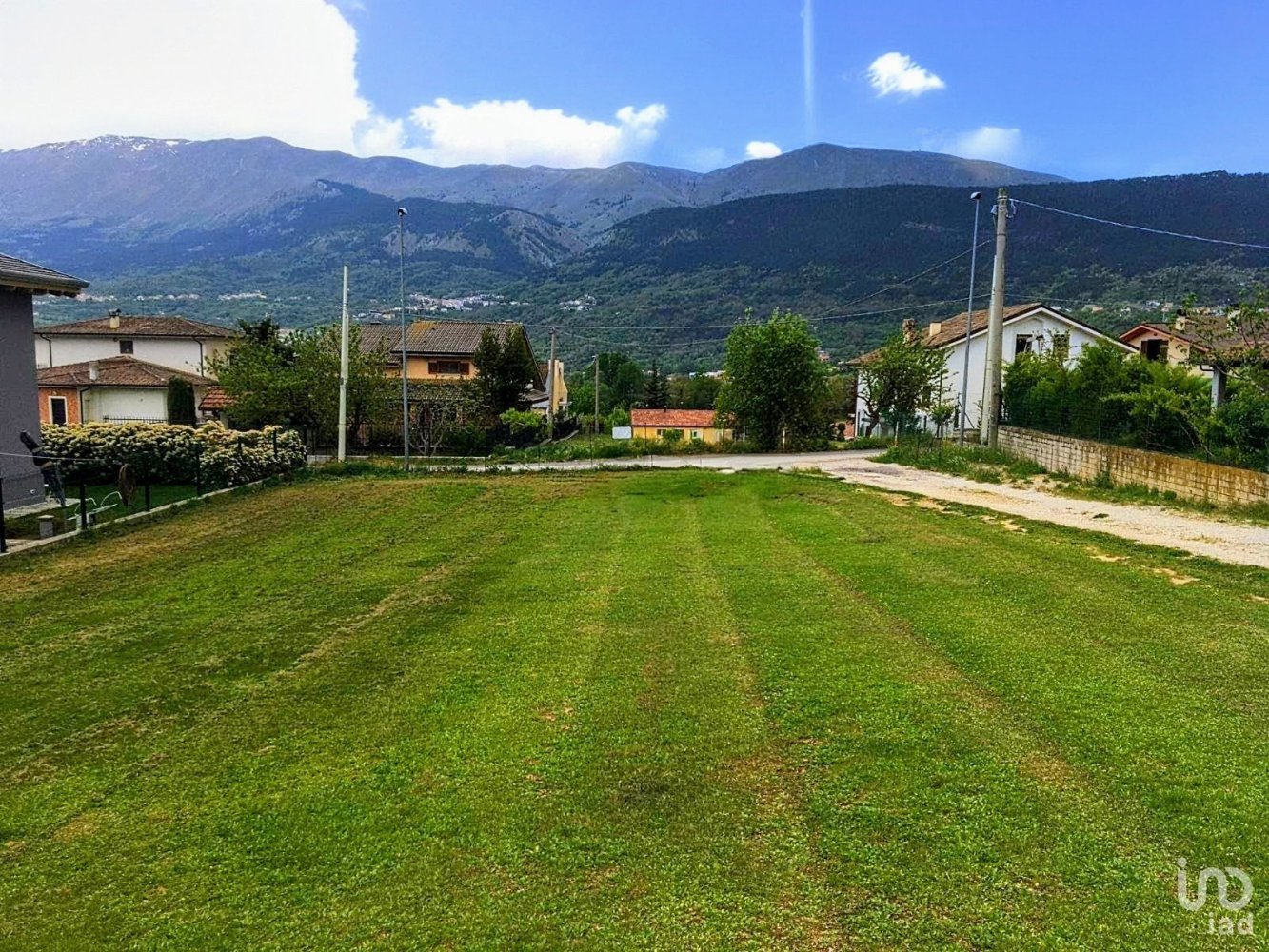 Terreno em L'Aquila, Italy 563 m² N.º 107705