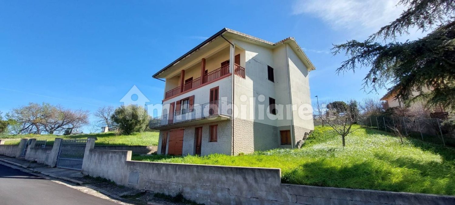 Villa T4 em Ales, Italy N.º 118135