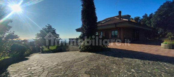 4 bedrooms Villa in Castel Gandolfo, Italy No. 286505 3