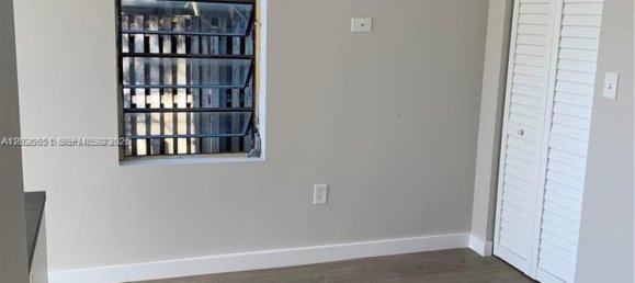41.81m² villa à louer à Miami, Miami-Dade, Florida, USA № 614988 5