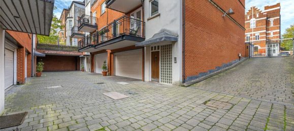 2 bedrooms Apartment in London, United Kingdom No. 3714 14