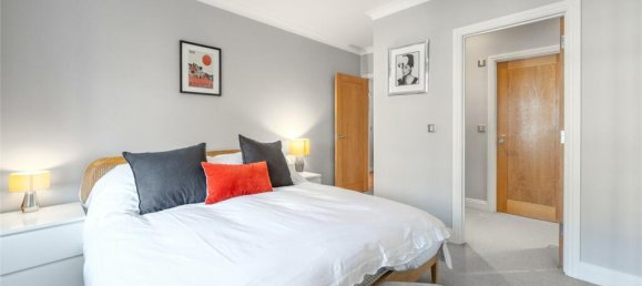 2 bedrooms Apartment in London, United Kingdom No. 3714 3