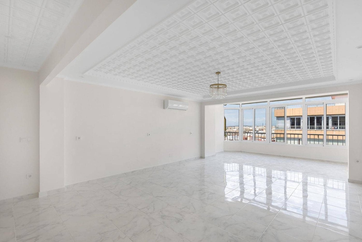 3 bedrooms Apartment in Torrevieja, Spain No. 133706