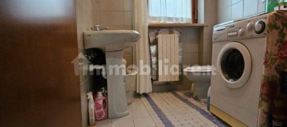 2 Schlafzimmer Wohnung in Turin, Italy, Nr. 89103 9