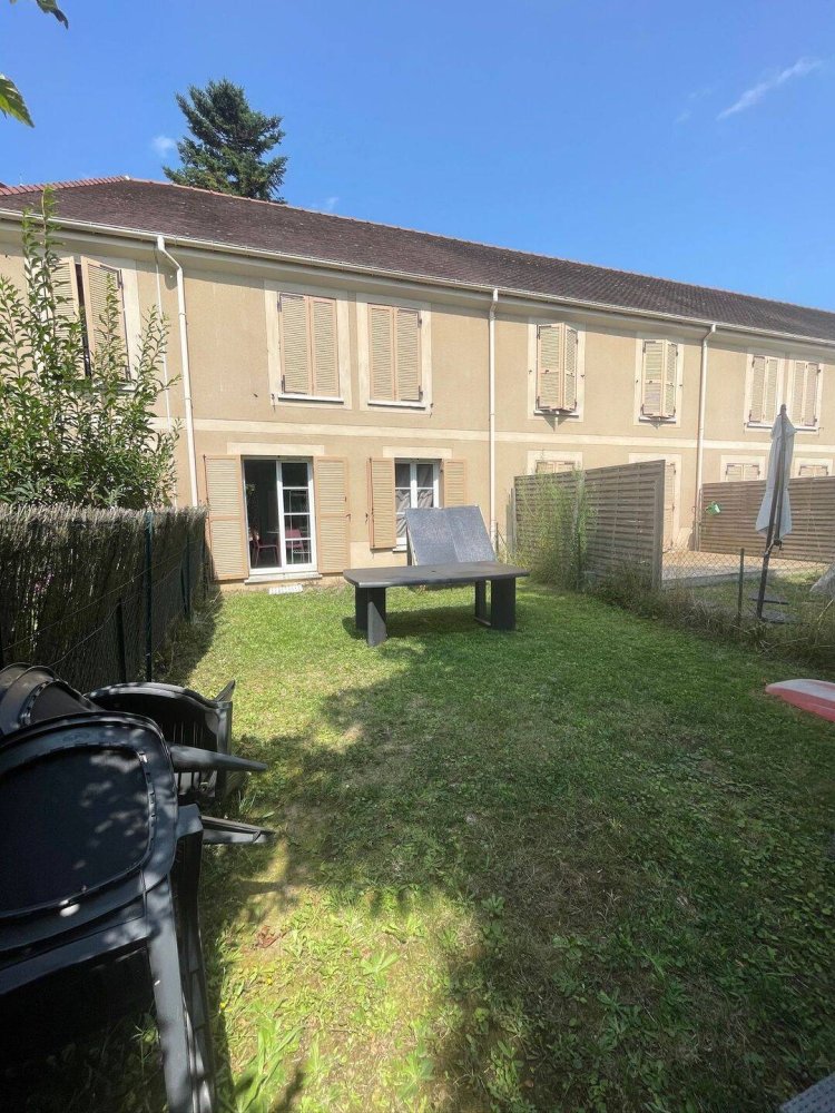 4 Schlafzimmer Wohnung in Baillet-en-France, France, Nr. 327759