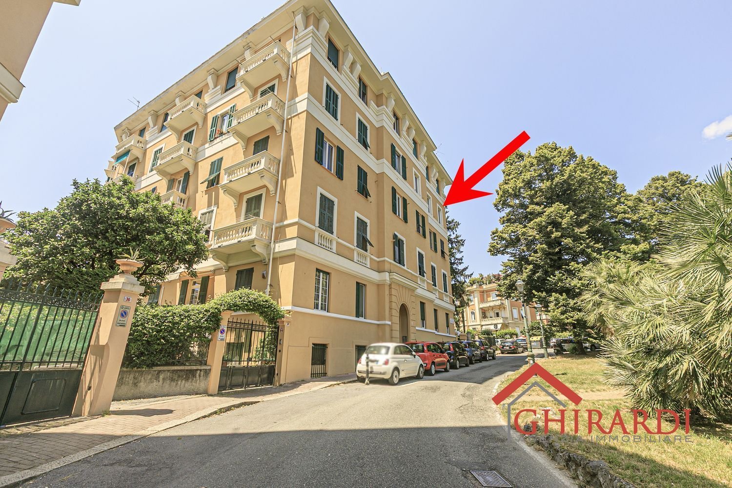 5 Schlafzimmer Wohnung in Genoa, Italy, Nr. 392353