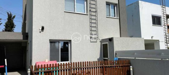 3 bedrooms House in Agios Athanasios, Cyprus No. 7715 10