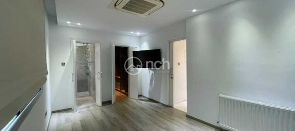 3 bedrooms House in Agios Athanasios, Cyprus No. 7715 4