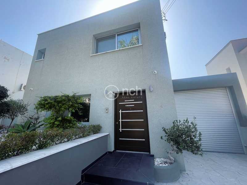 3 bedrooms House in Agios Athanasios, Cyprus No. 7715