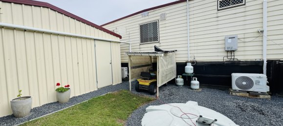 2 bedrooms House in Buxton, Australia No. 381 17