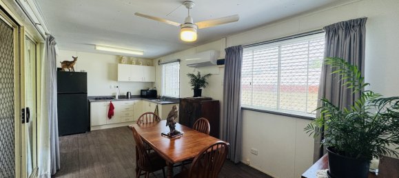 2 bedrooms House in Buxton, Australia No. 381 5