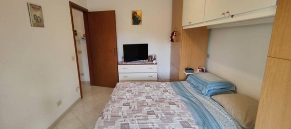 2-salle Appartement à Albenga, Italy No. 172890 15