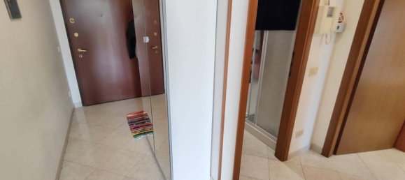 2-salle Appartement à Albenga, Italy No. 172890 11