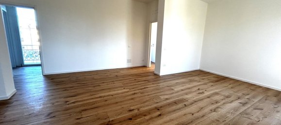 5 rooms Apartment in Treviso, Italy No. 216377 2