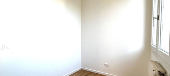 5 rooms Apartment in Treviso, Italy No. 216377 10