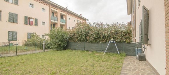 Квартира с 2 комнатами в Инцаго, Италия № 9469 5