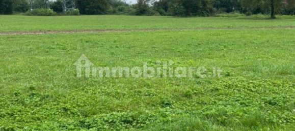 Terrain à Mariano Comense, Italy 13000m² No. 323509 2