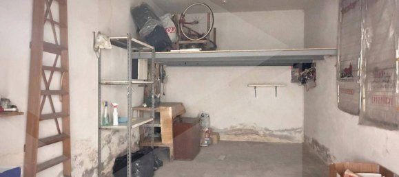 1 room Garage in Termoli, Italy No. 19994 3