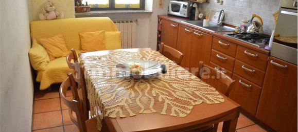 2 bedrooms Apartment in Fenegrò, Italy No. 174641 12