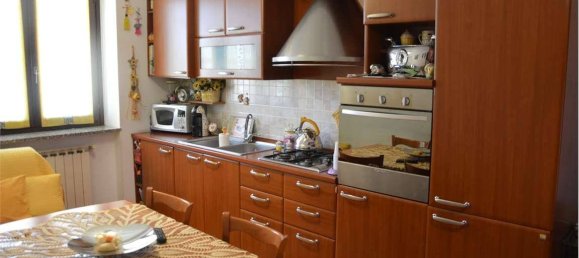 2 bedrooms Apartment in Fenegrò, Italy No. 174641 11