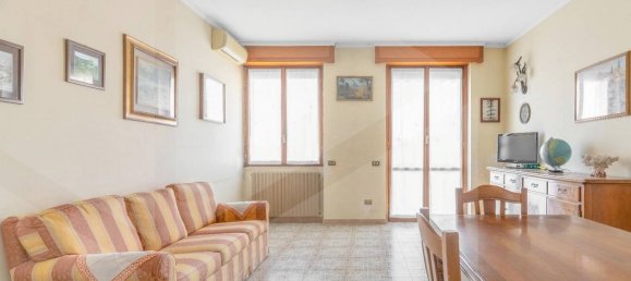 3غرفة شقة في Gessate, Italy رقم 21236 4