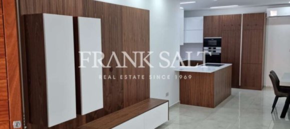 3 غرف نوم طابقين في Mosta, Malta رقم 4819 4