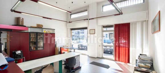 2 rooms Commercial property in Lissone, Italy No. 4952 7