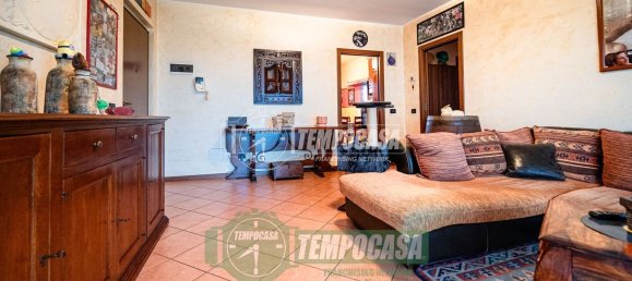 3-salle Appartement à Nerviano, Italy No. 9327 2