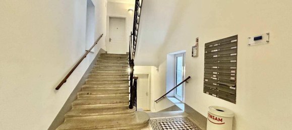 2-salle Appartement à Brigittenau, Austria No. 179860 8