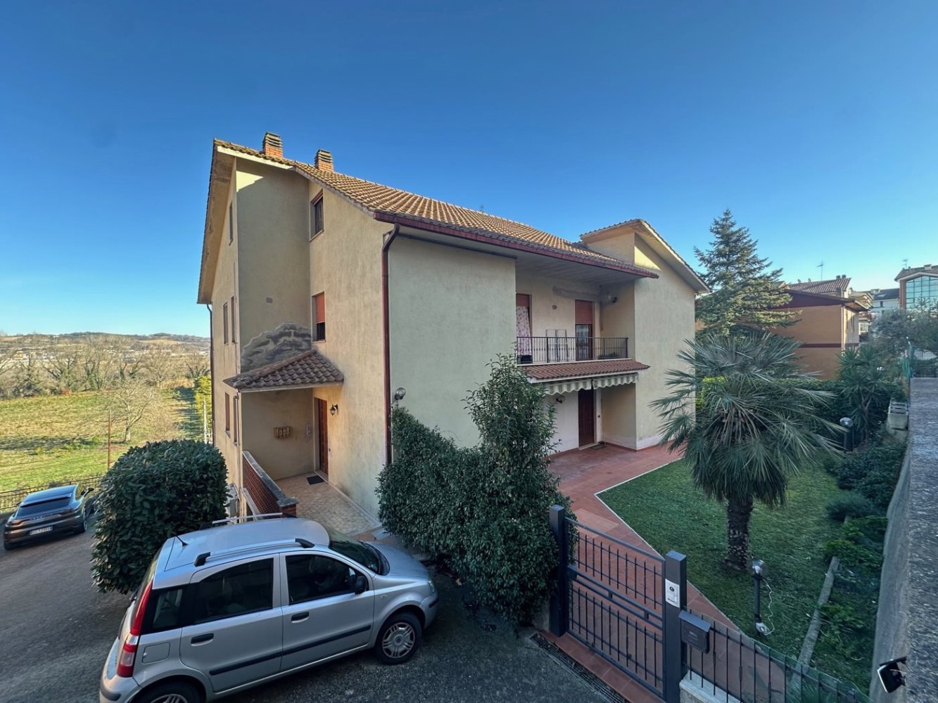 Apartamento de 4 habitaciónes en Orte, Italy No. 160264
