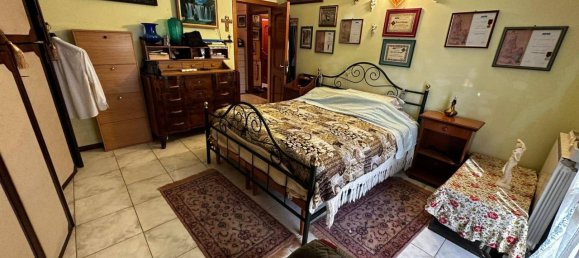 Вилла с 10 комнатами в Кастелларано, Италия № 162749 36